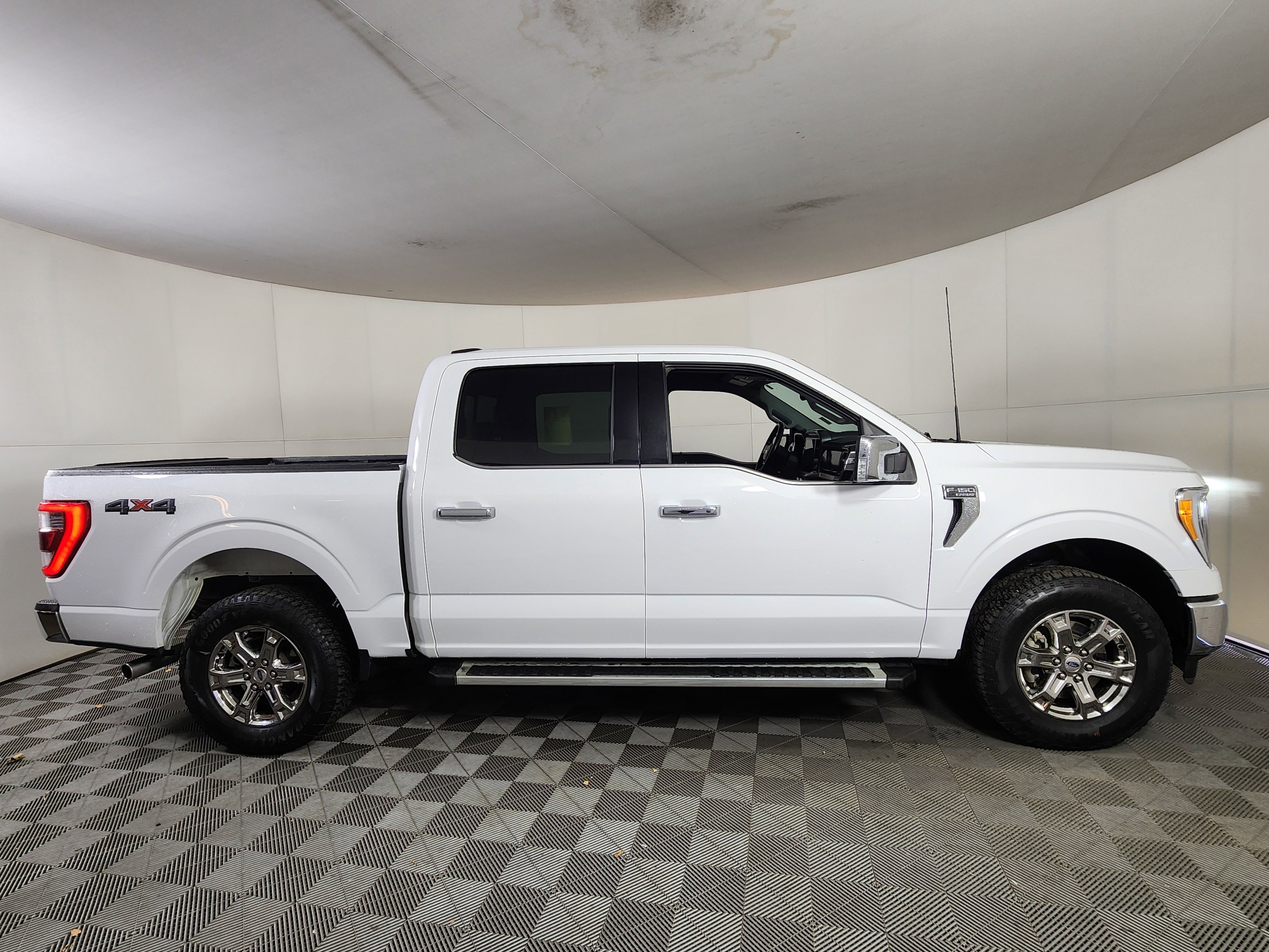 Used 2023 Ford F150 Lariat image 8
