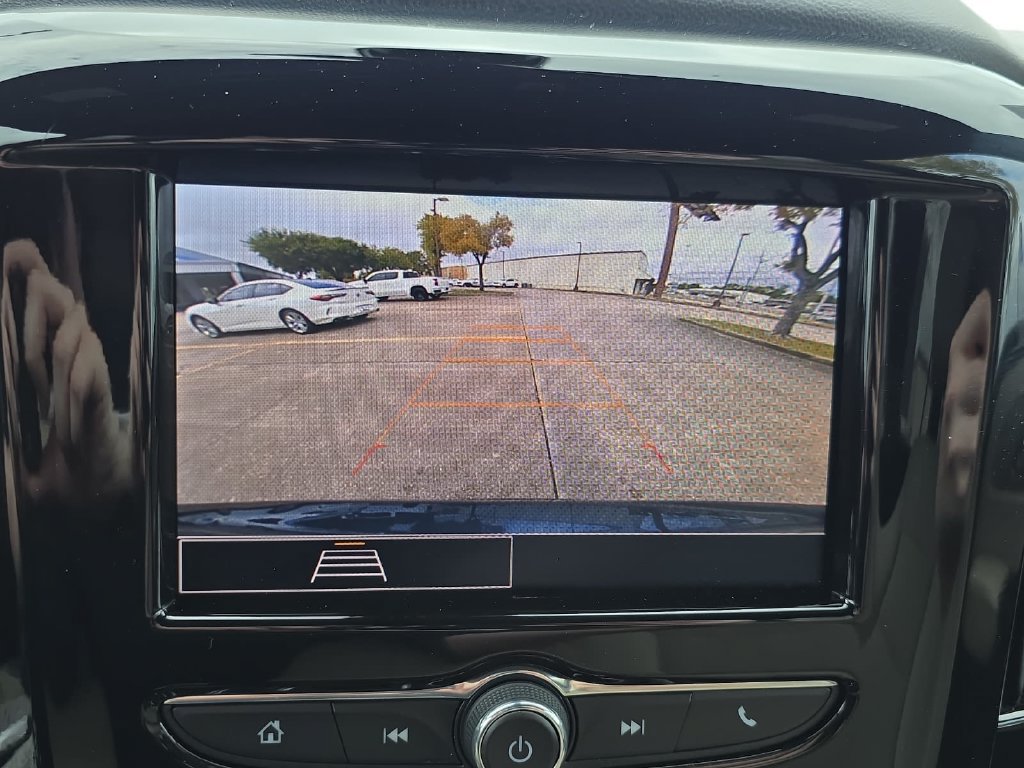 Used 2023 Chevrolet Traverse LS w/ Safety Package FWD image 23