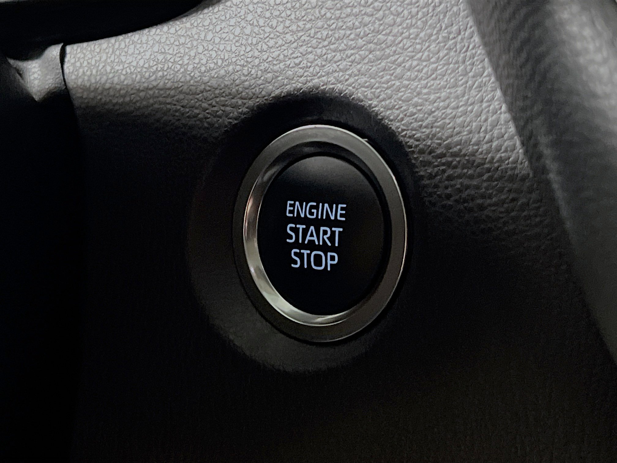 Used 2025 Toyota Corolla LE w/ Convenience Package image 23