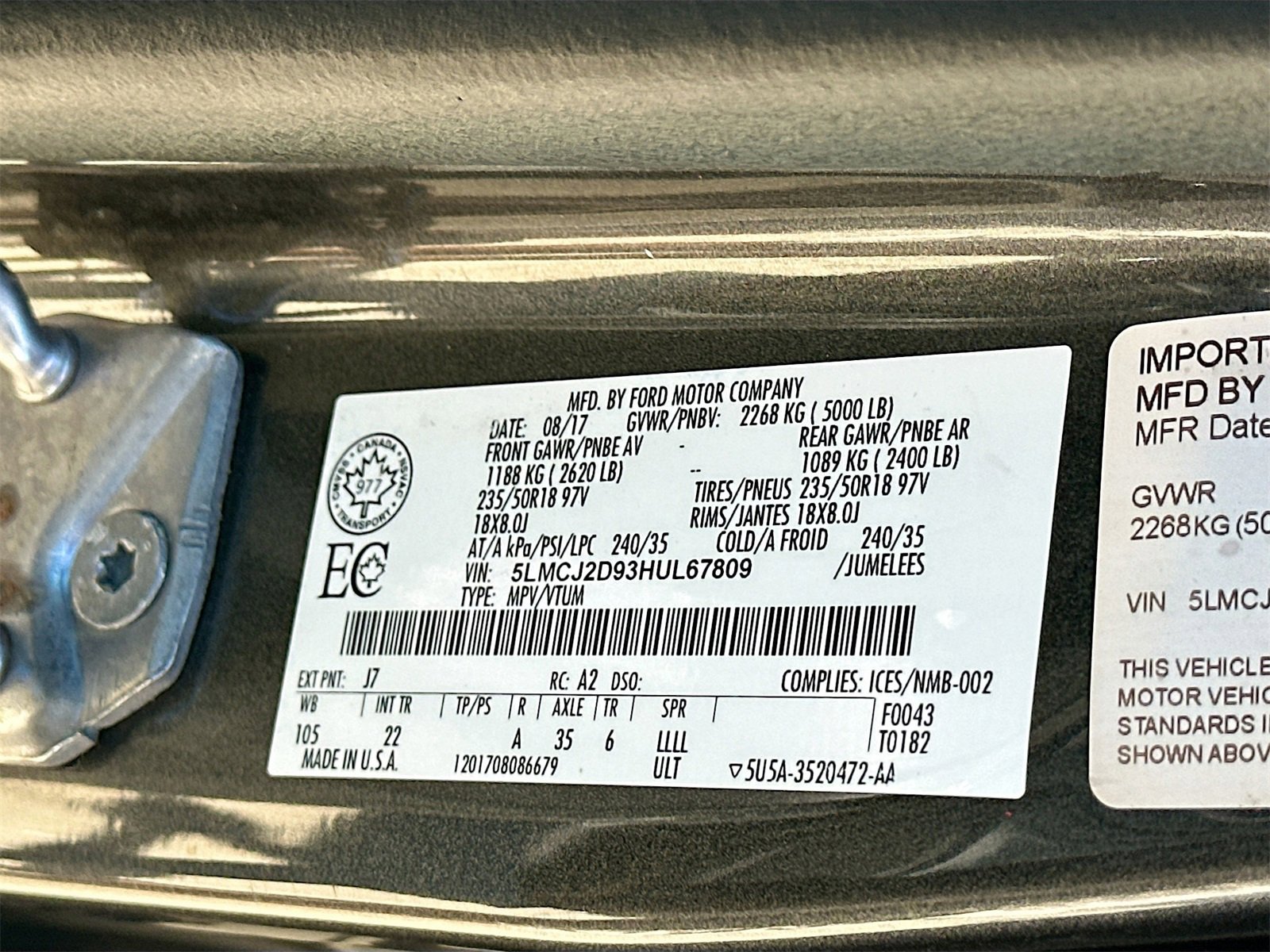 Used 2017 Lincoln MKC Select image 31