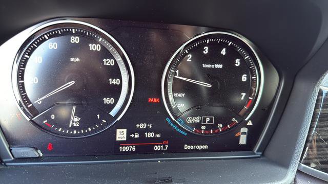 Used 2023 BMW X2 sDrive28i w/ M Sport Package image 14