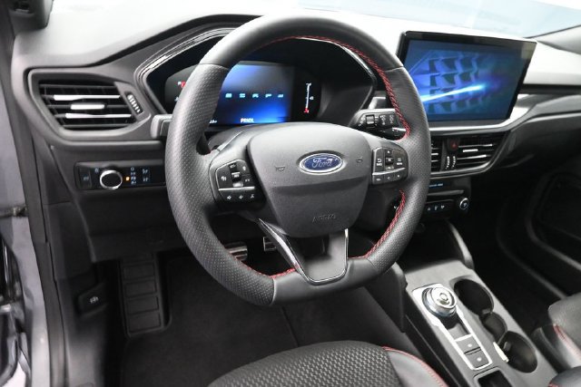 Used 2024 Ford Escape ST-Line w/ Tech Pack #1 FWD image 24