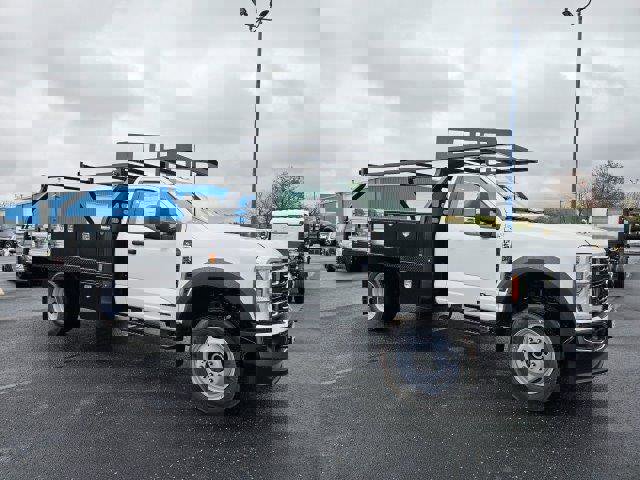 New 2024 Ford F550 4x4 Regular Cab Super Duty image 1