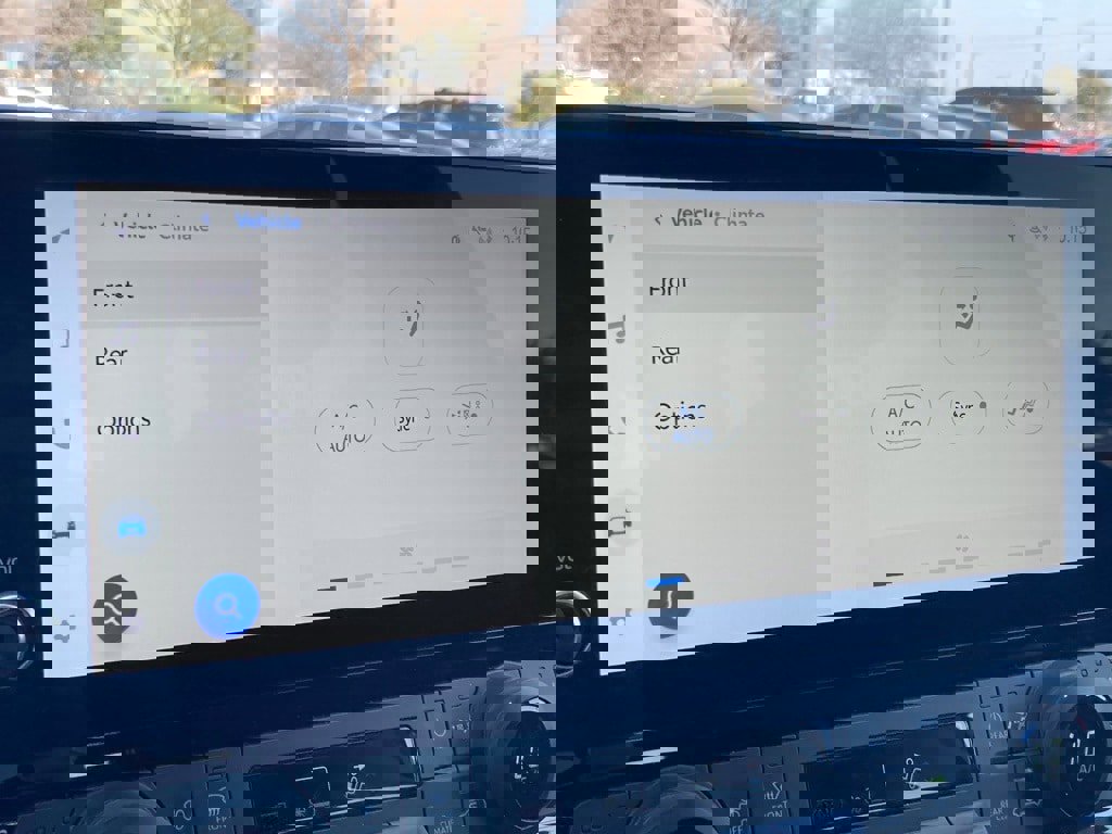 Certified 2024 Toyota Grand Highlander XLE image 23