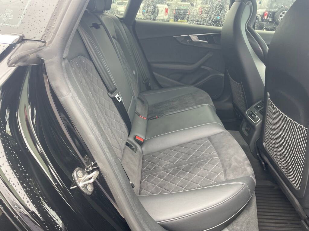 Used 2022 Audi S5 Premium image 30