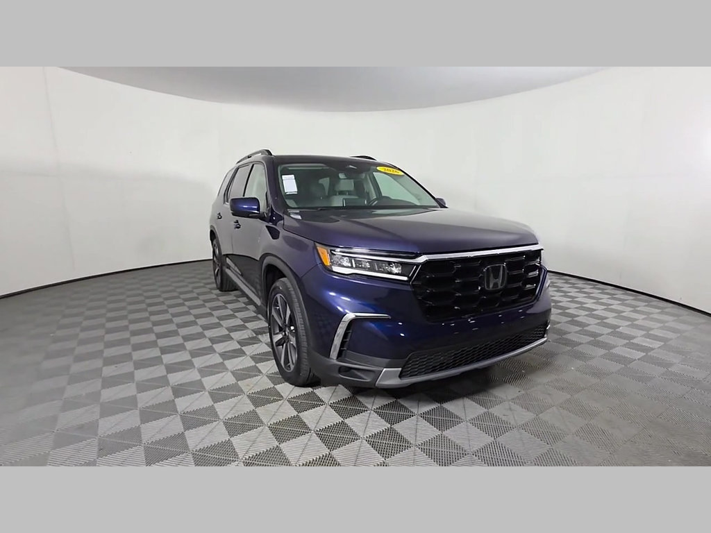 Used 2025 Honda Pilot Touring image 52