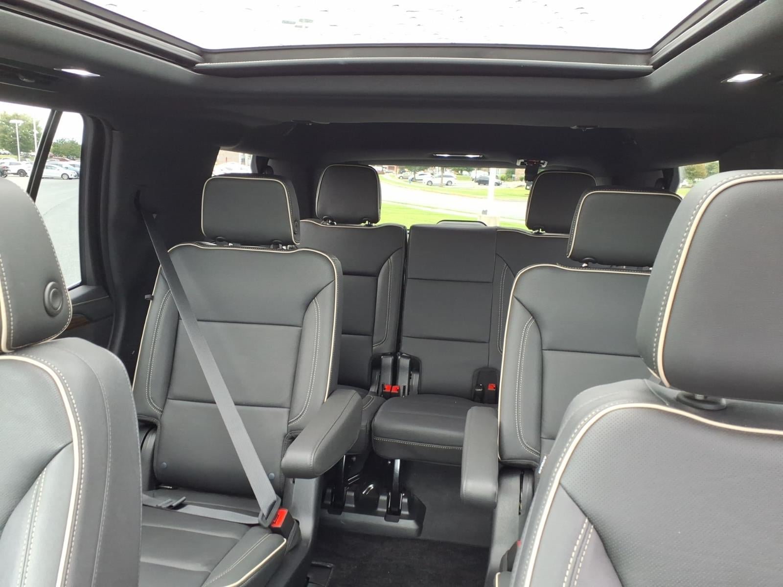 Certified 2023 Chevrolet Tahoe Premier w/ Premium Package AWD/4WD image 19