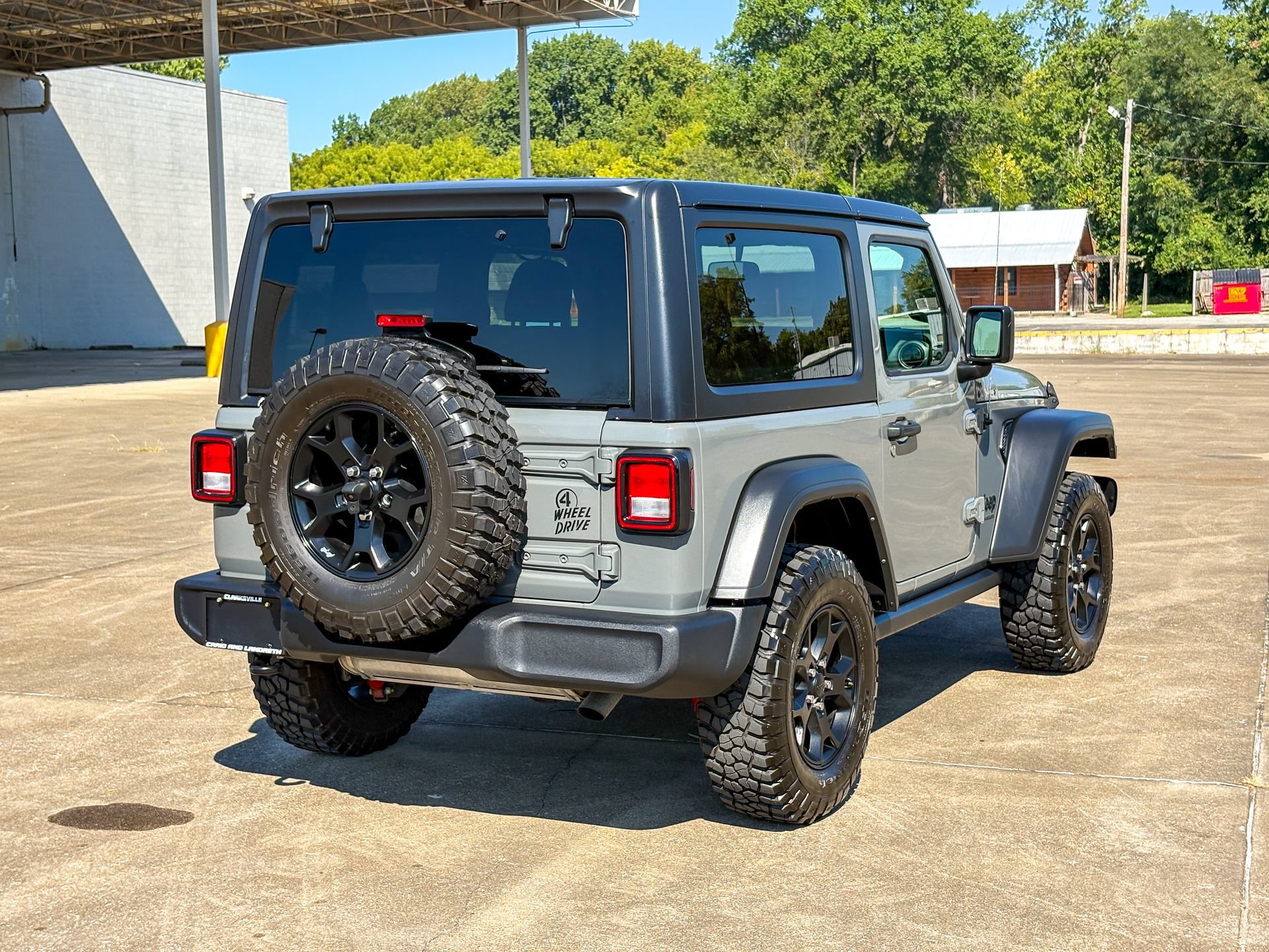 Used 2022 Jeep Wrangler Sport AWD/4WD image 11