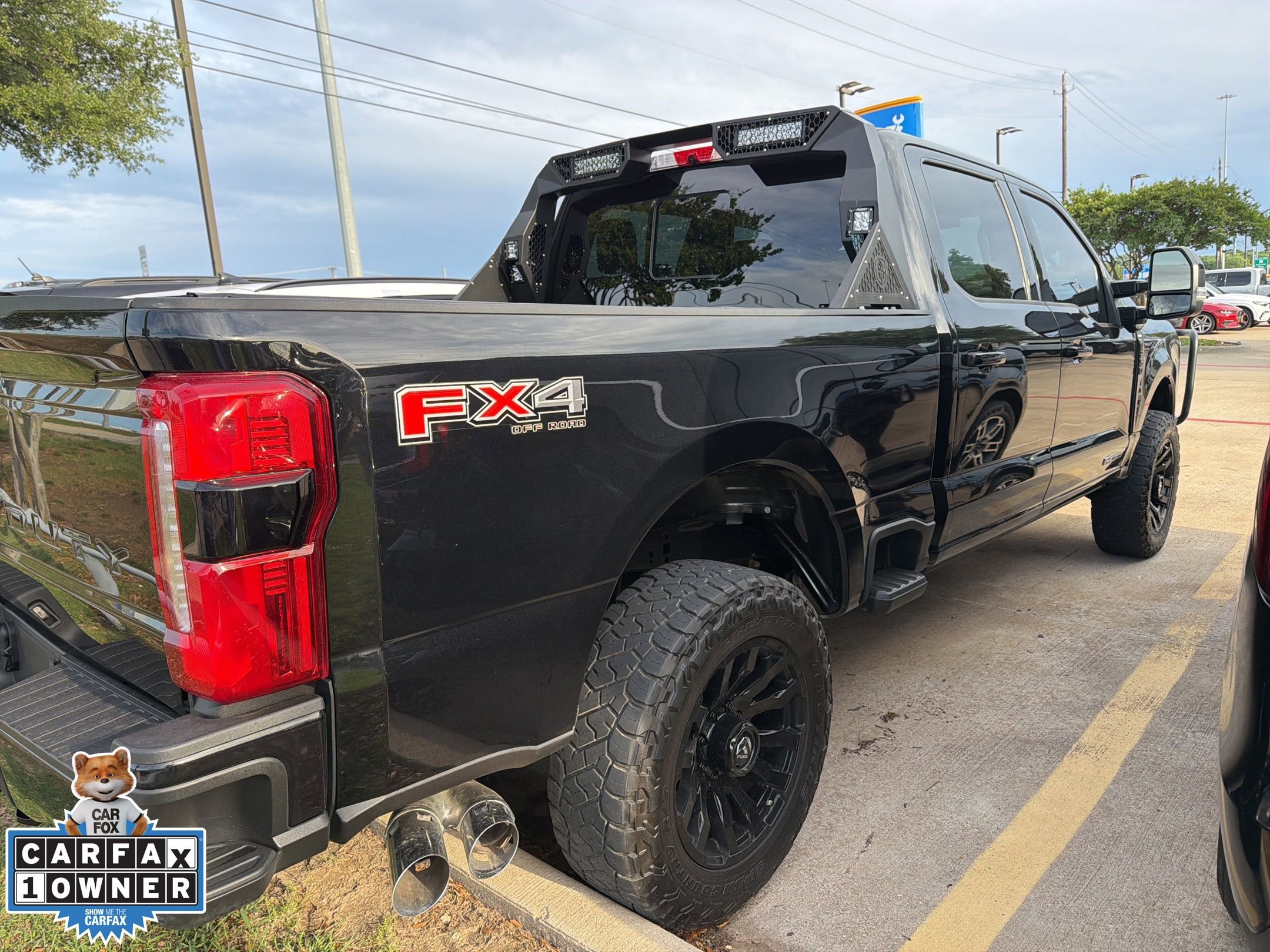 Used 2024 Ford F250 Lariat w/ Sport Appearance Package image 8