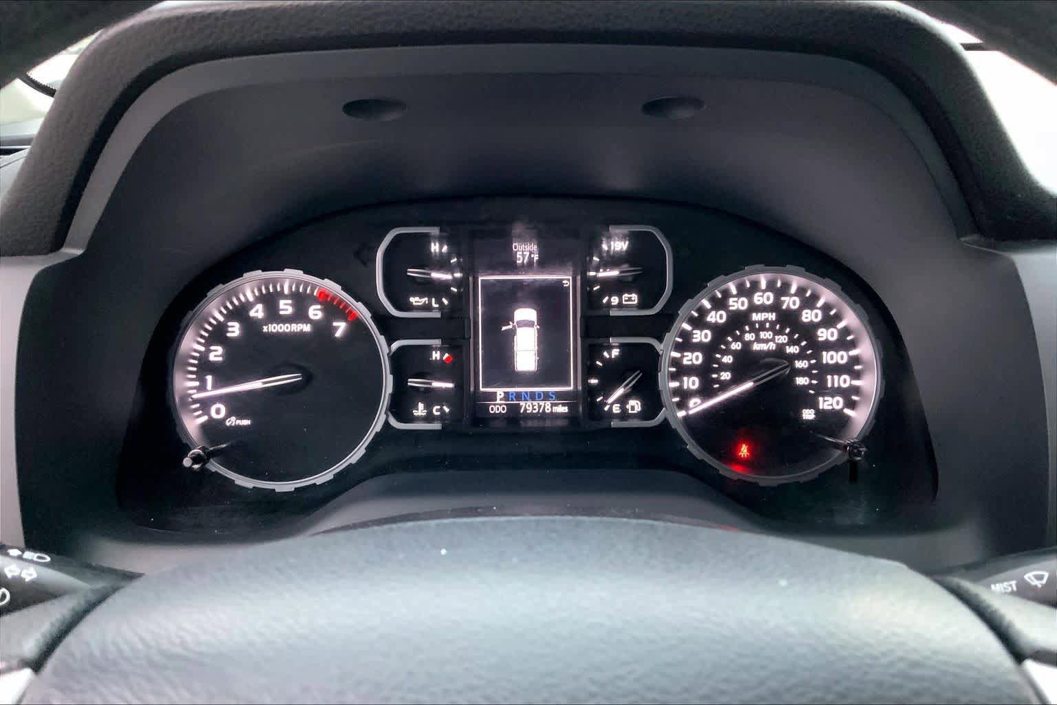 Used 2018 Toyota Tundra SR5 w/ SR5 Upgrade Package image 25