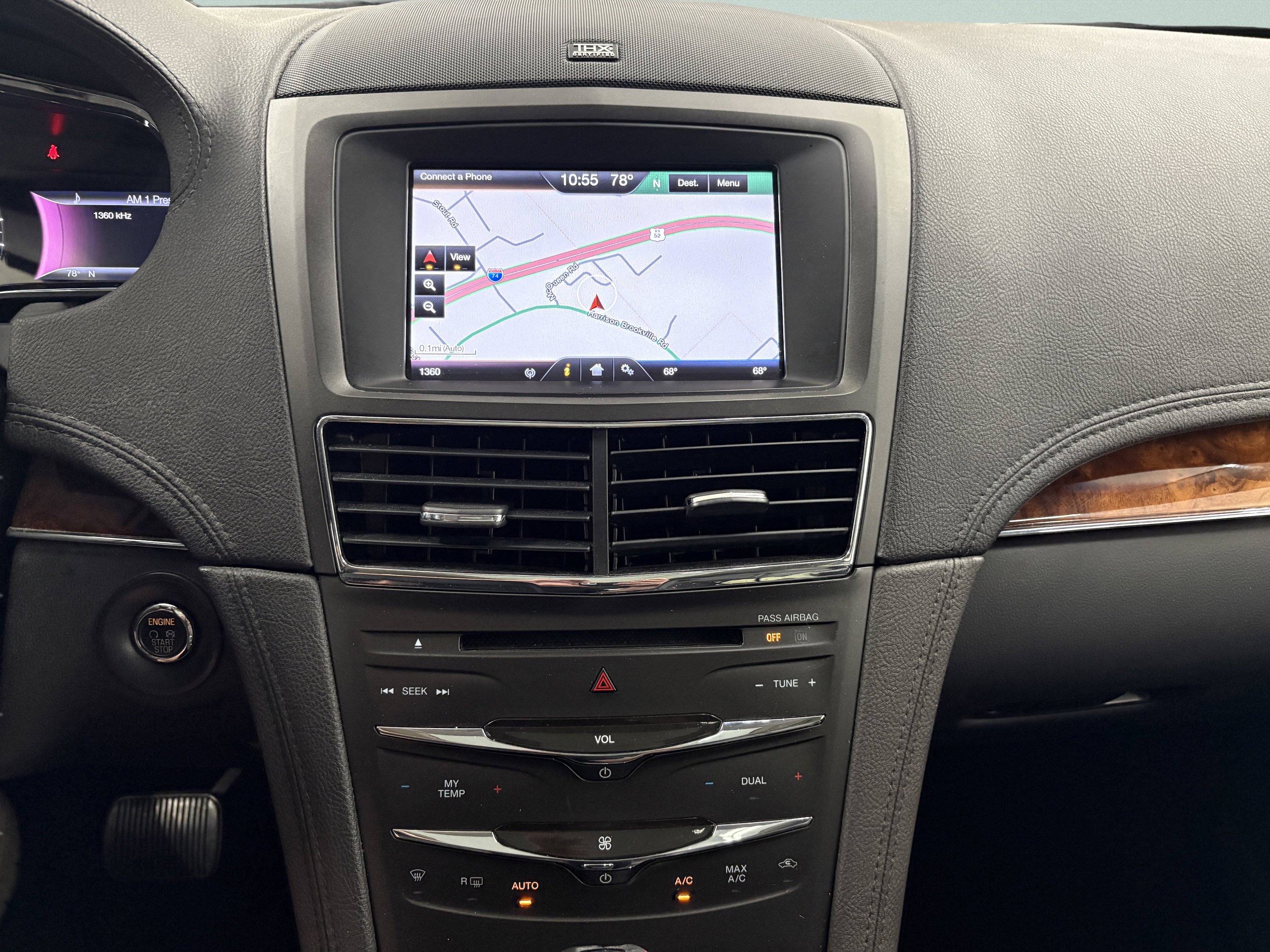 Used 2013 Lincoln MKT AWD image 15