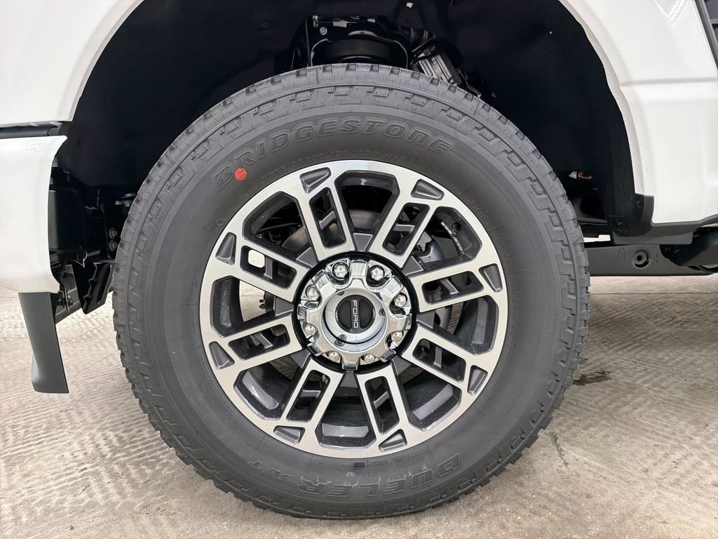 New 2026 Ford F250 Platinum w/ Platinum Plus Package AWD/4WD image 13