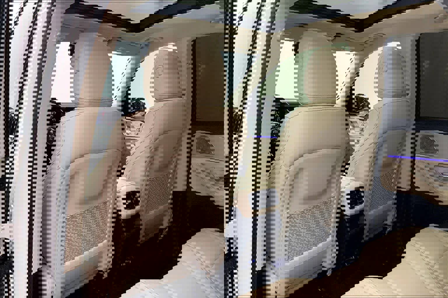 Used 2024 Mercedes-Benz GLE 450e 4MATIC image 16