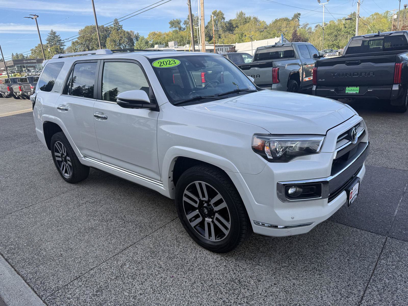 Used 2023 Toyota 4Runner Limited AWD/4WD image 6