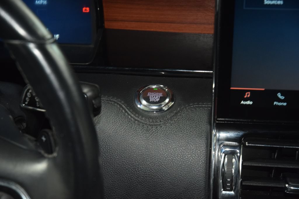 Used 2024 Lincoln Navigator L 4WD image 35