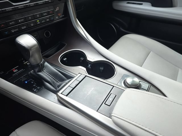 Used 2022 Lexus RX 350 FWD w/ Premium Package image 36