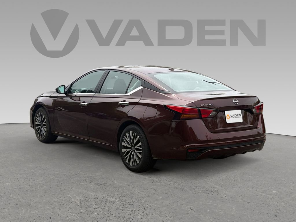 Used 2025 Nissan Altima 2.5 SV image 21