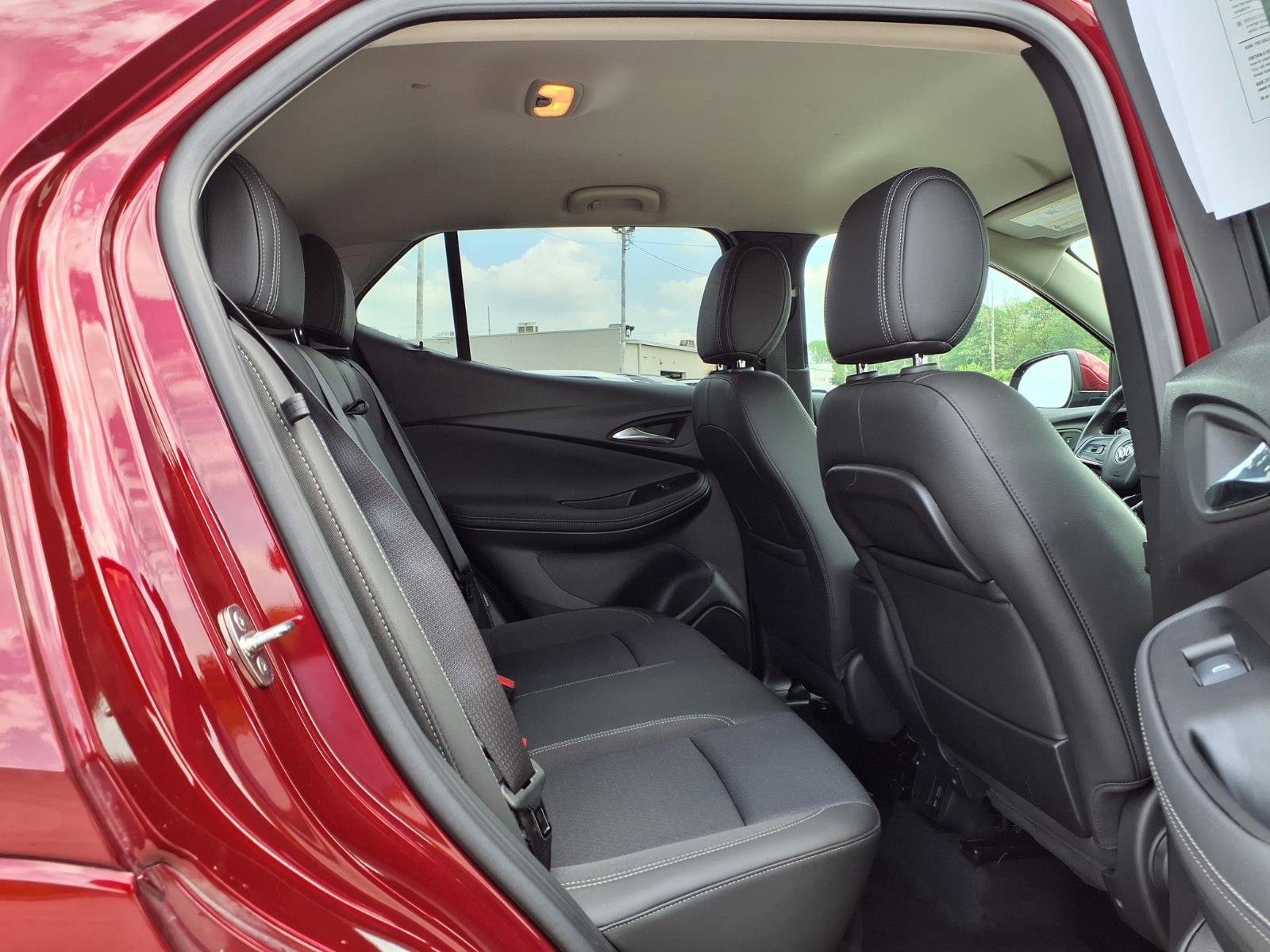 Used 2023 Buick Encore GX Select w/ Sport Touring Package image 32