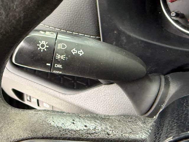 Used 2022 Toyota RAV4 LE FWD image 13