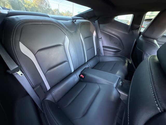 Used 2021 Chevrolet Camaro SS RWD image 8