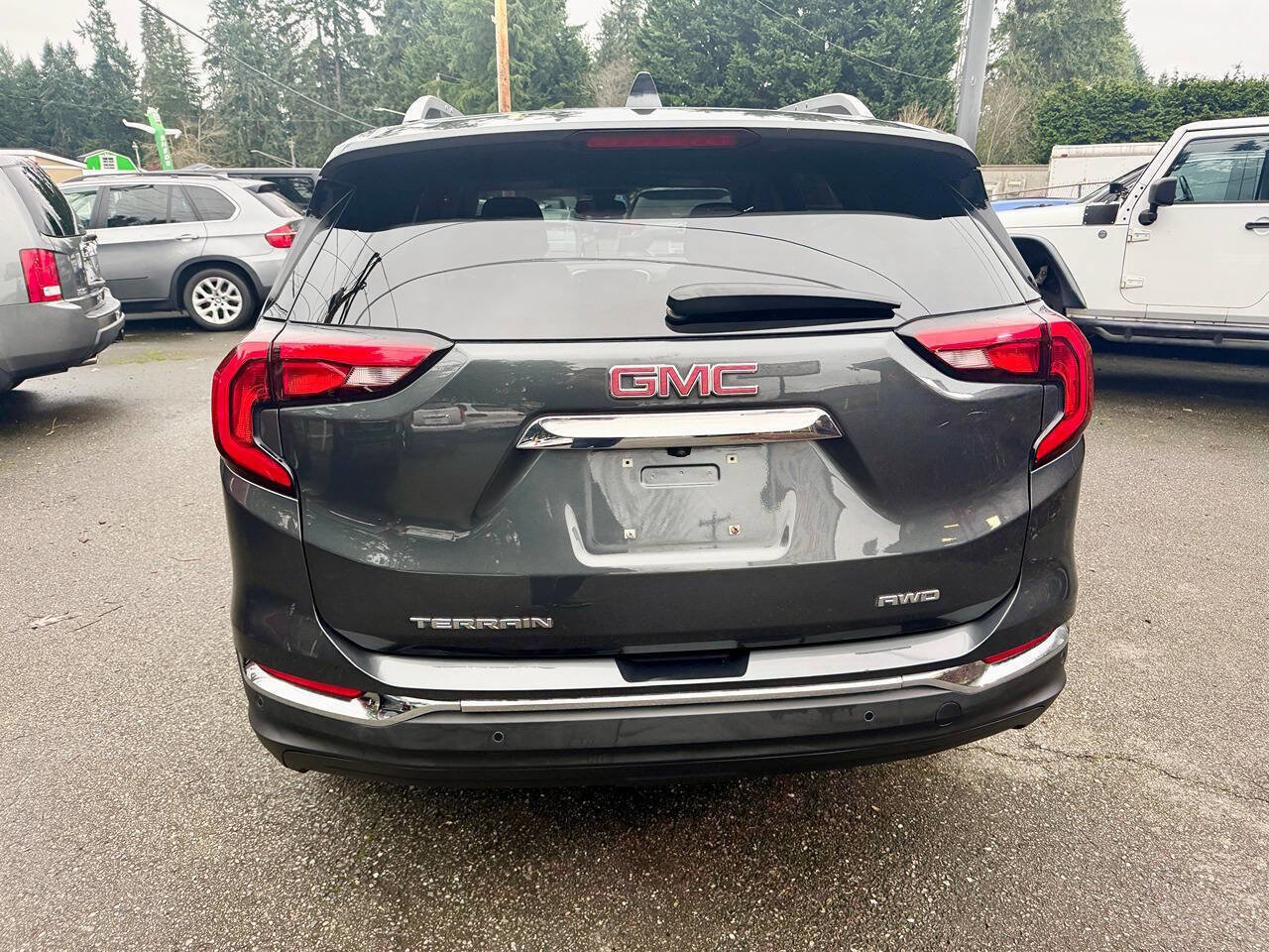 Used 2020 GMC Terrain SLT w/ Preferred Package image 5