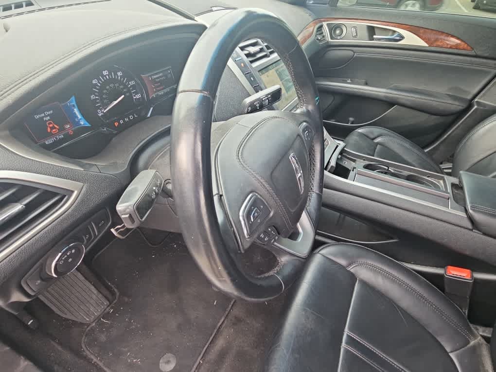 Used 2019 Lincoln MKZ Reserve w/ Reserve Plus Package FWD image 9