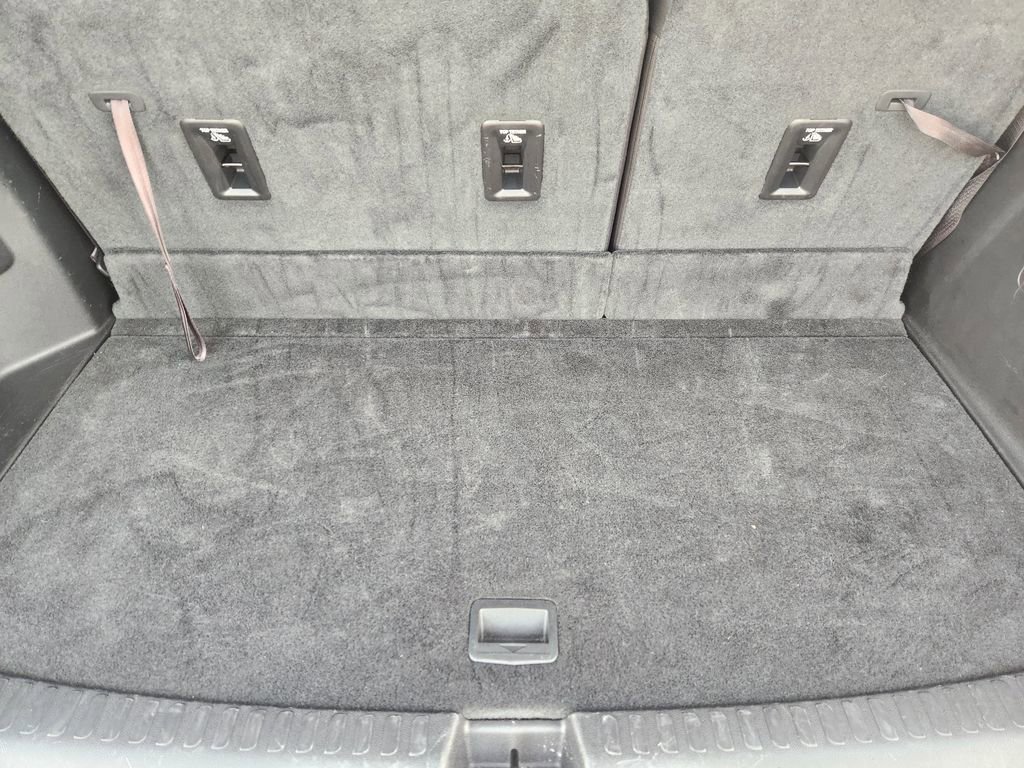 Used 2025 GMC Acadia Elevation image 32