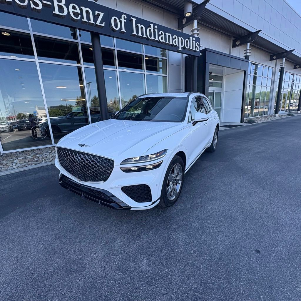 Used 2022 Genesis GV70 3.5T Sport w/ Sport Advanced Package AWD/4WD image 2
