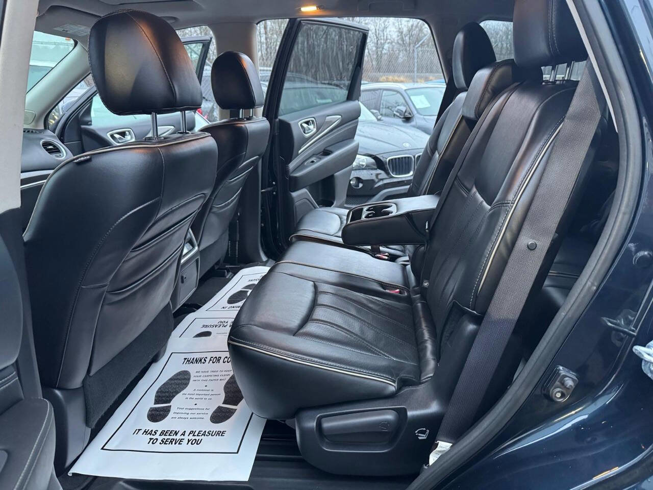 Used 2017 INFINITI QX60 Base AWD 4dr SUV w/ Premium Plus Package image 32