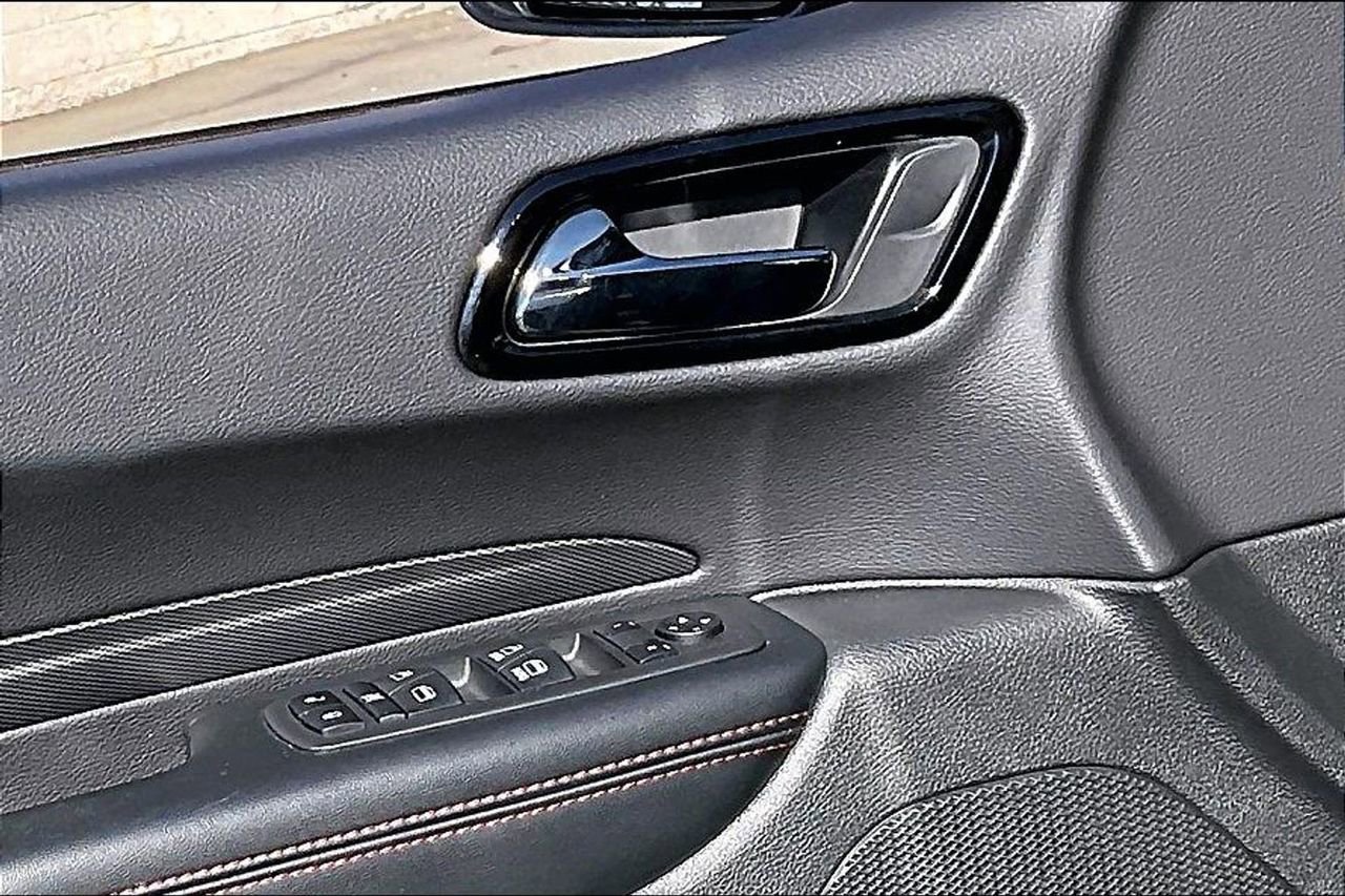 Certified 2024 Dodge Durango R/T w/ Blacktop Package image 28