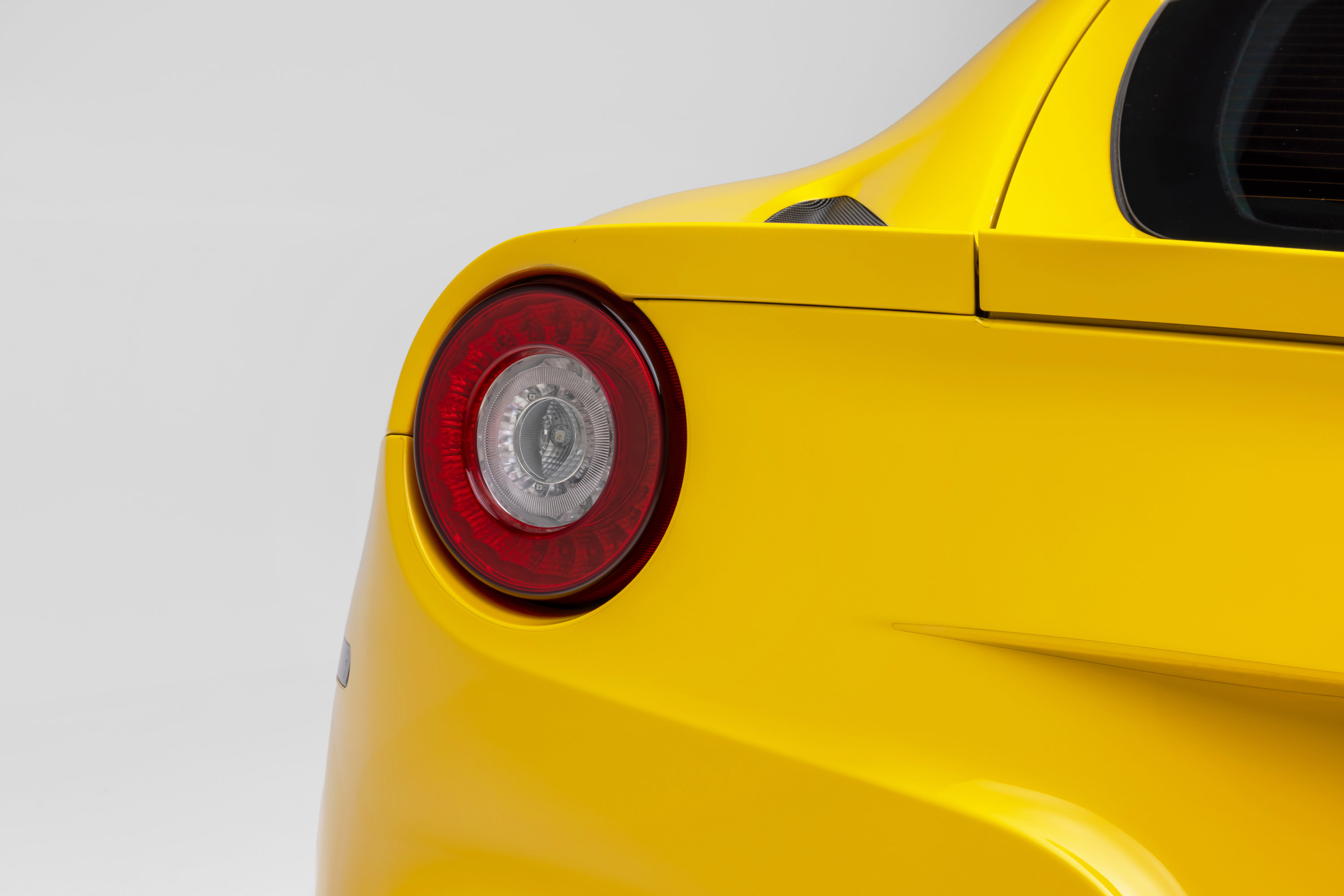 Certified 2017 Ferrari F12 Berlinetta RWD image 21