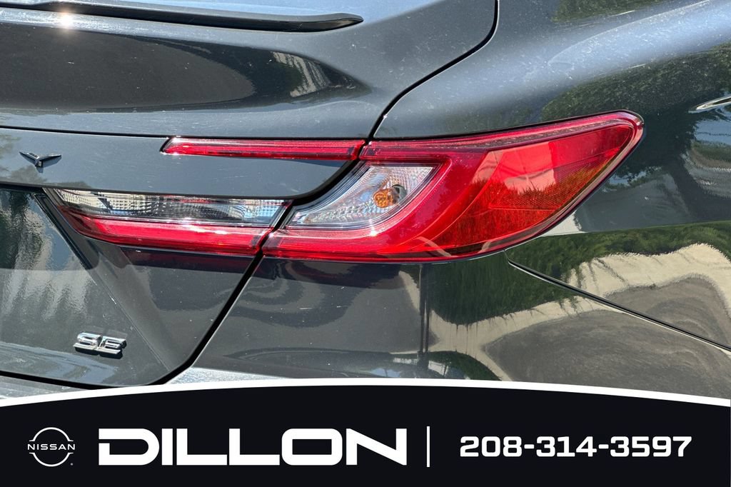 Used 2025 Toyota Camry SE FWD image 24