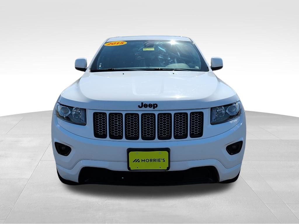 Used 2015 Jeep Grand Cherokee Altitude AWD/4WD image 3