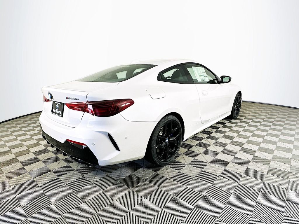 New 2026 BMW 440i xDrive Coupe w/ Parking Assistance Package image 9