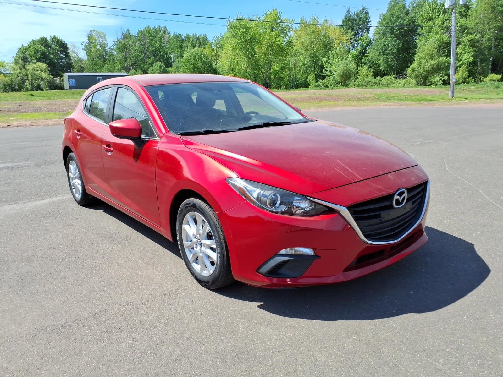 Used 2014 MAZDA MAZDA3 i Touring w/ Technology Package FWD image 8