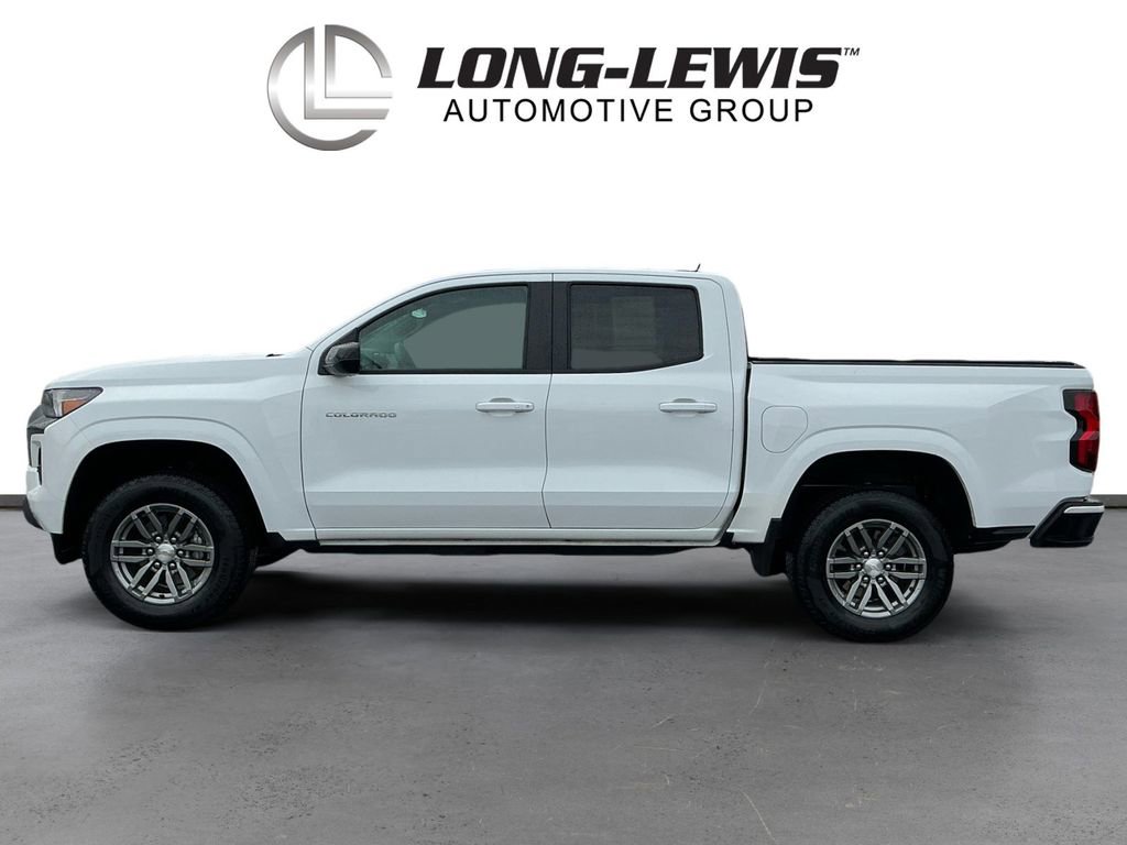 Used 2023 Chevrolet Colorado LT w/ LT Convenience Package II image 2