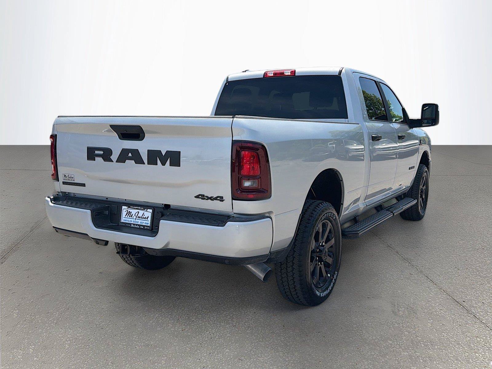 New 2026 RAM 2500 Big Horn AWD/4WD image 4