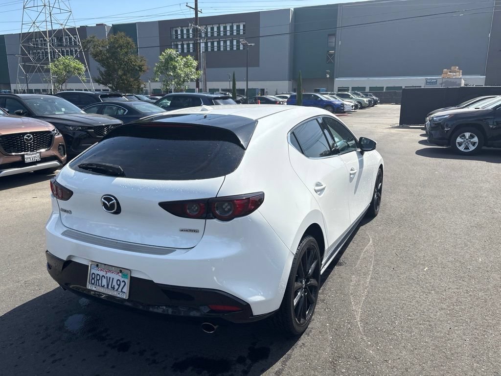 Used 2020 MAZDA MAZDA3 Hatchback w/ Premium Package FWD image 6