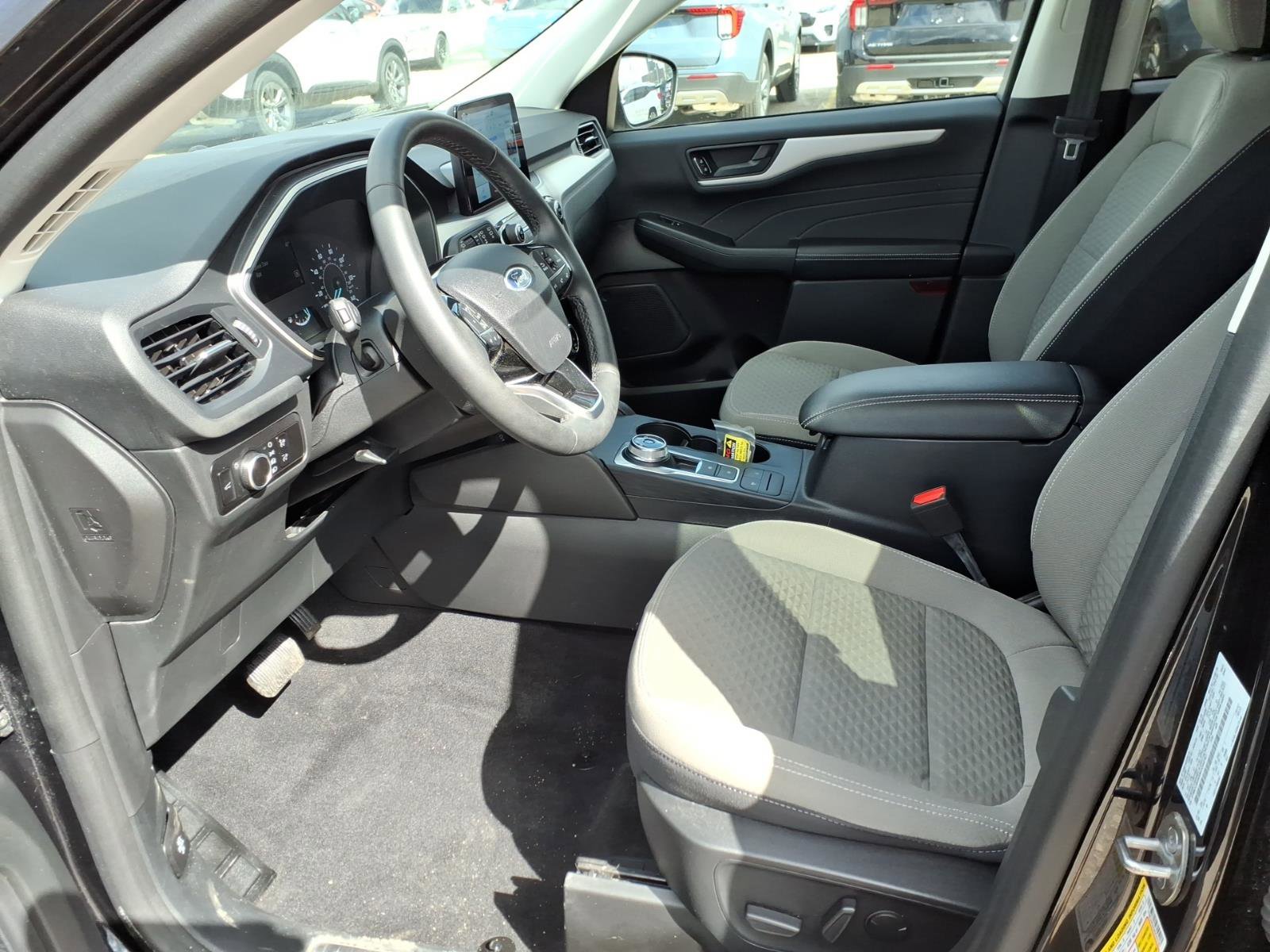 Certified 2022 Ford Escape SE w/ Convenience Package image 11