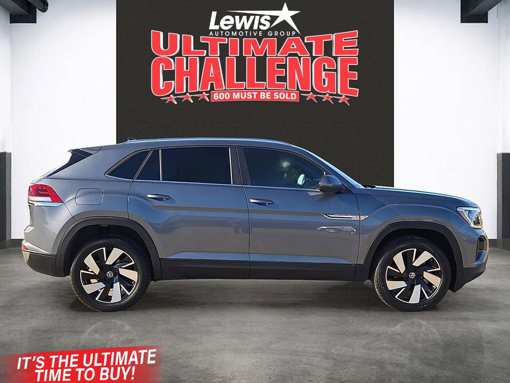 Used 2025 Volkswagen Atlas Cross Sport SE image 5