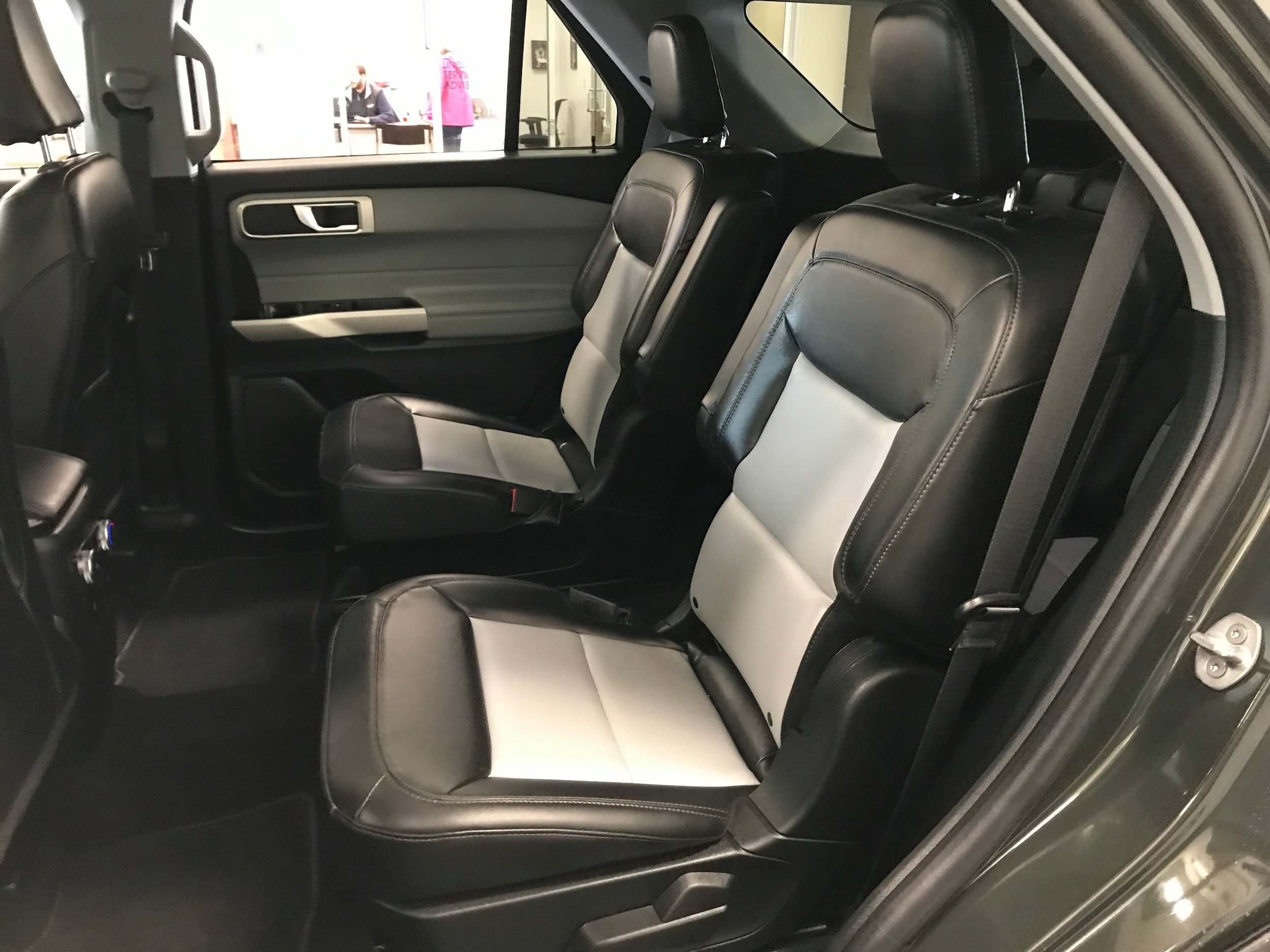 Certified 2023 Ford Explorer XLT w/ Equipment Group 202A AWD/4WD image 9