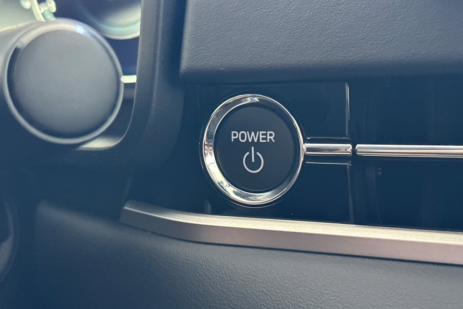 New 2025 Mitsubishi Outlander SE image 22