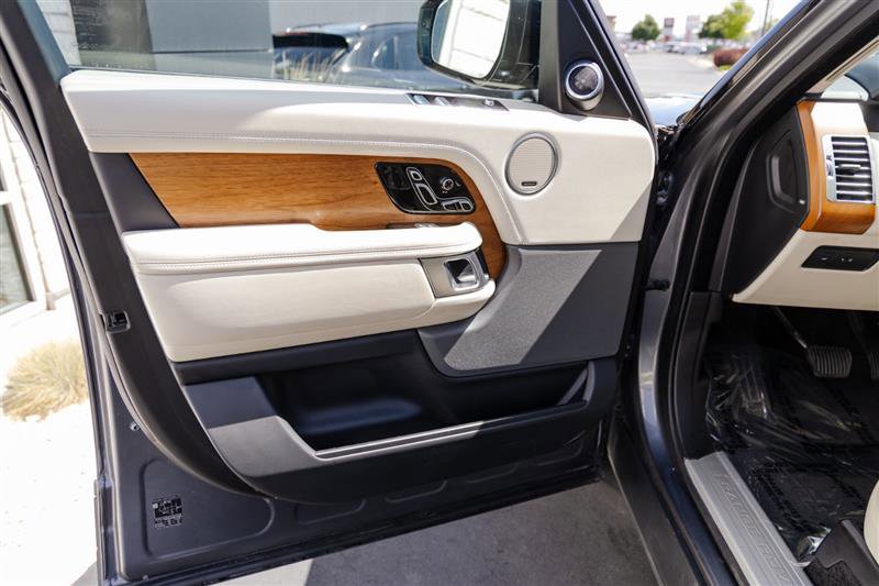 Used 2019 Land Rover Range Rover Supercharged AWD/4WD image 14