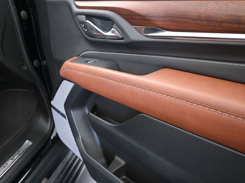 Used 2023 GMC Yukon Denali Ultimate image 24