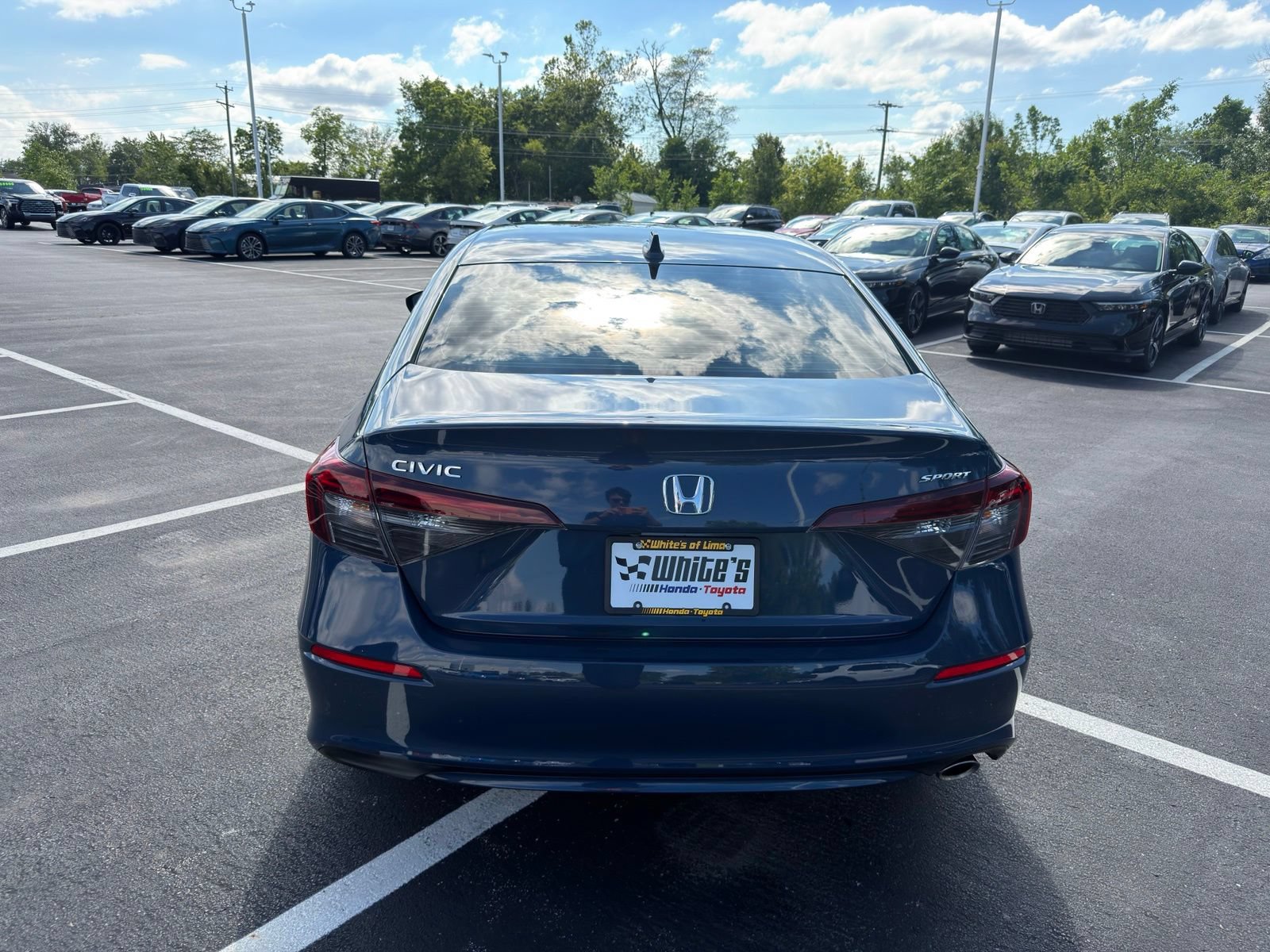 Used 2025 Honda Civic Sport image 4