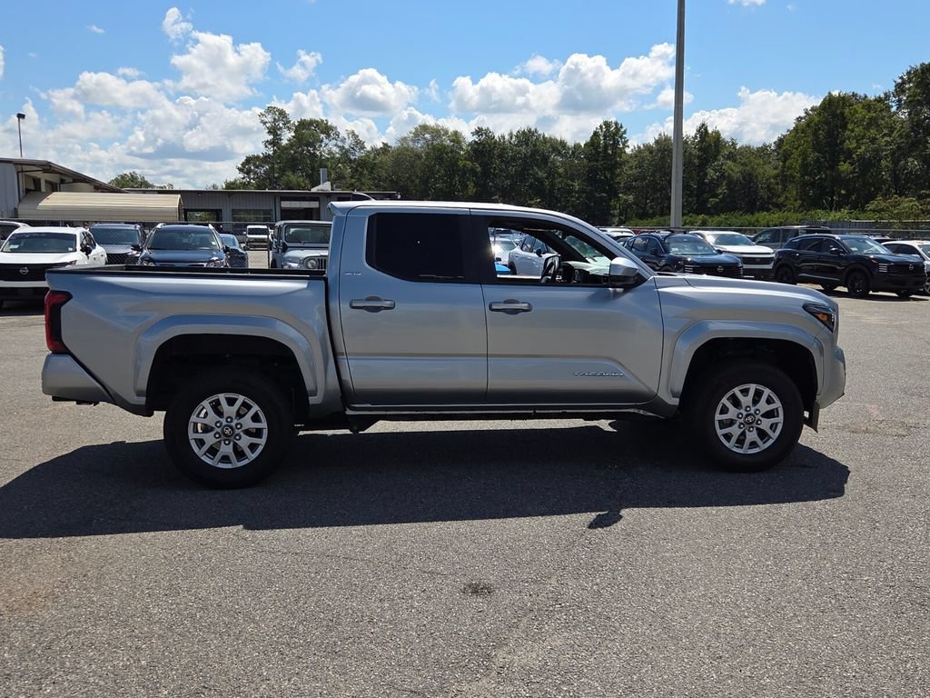 Used 2024 Toyota Tacoma SR5 RWD image 11