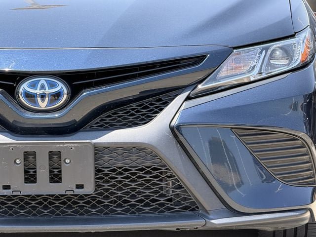 Used 2019 Toyota Camry SE FWD image 8