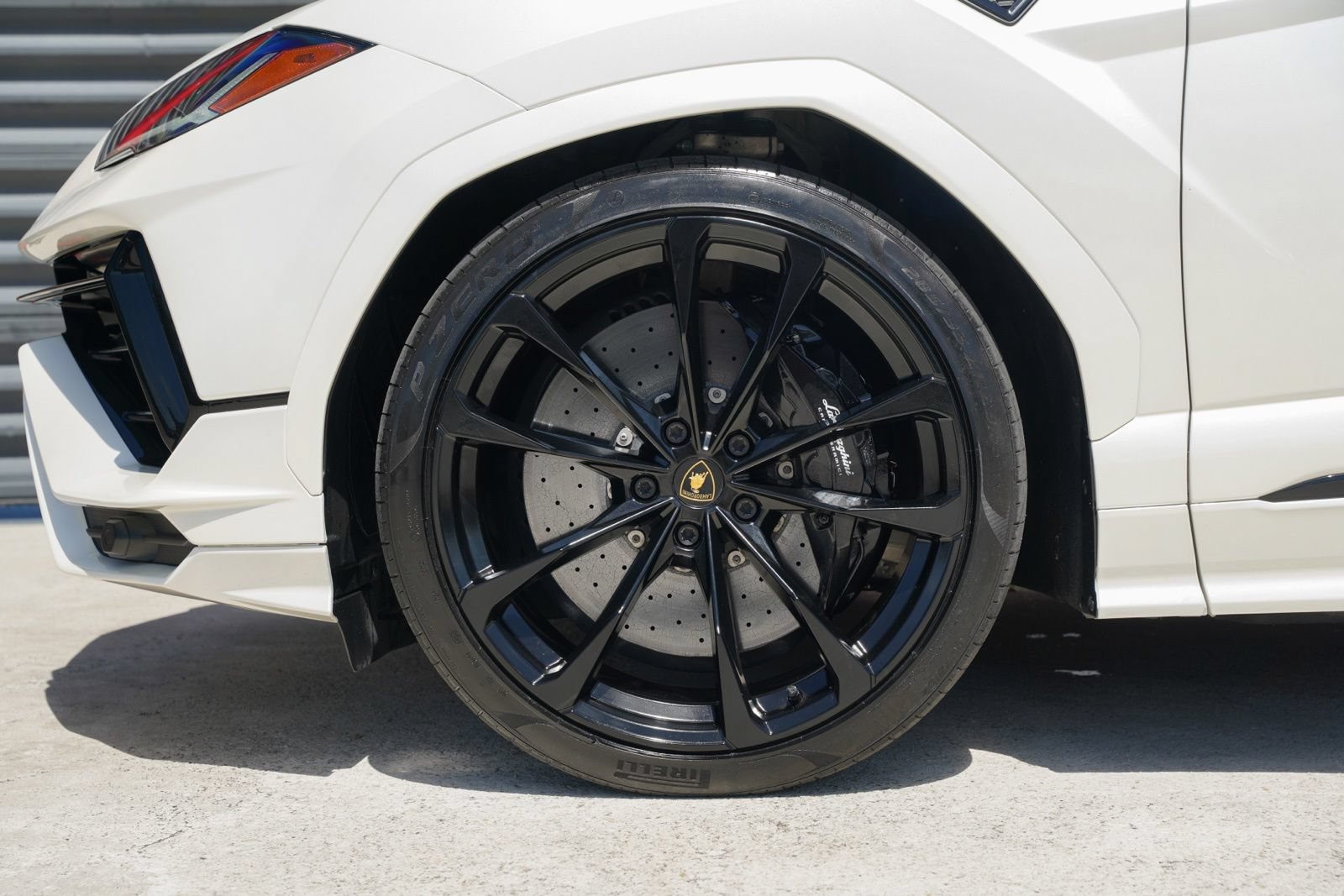 Used 2024 Lamborghini Urus S AWD/4WD image 8