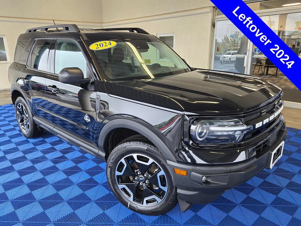 New 2024 Ford Bronco Sport Outer Banks w/ Tech Package AWD/4WD image 1