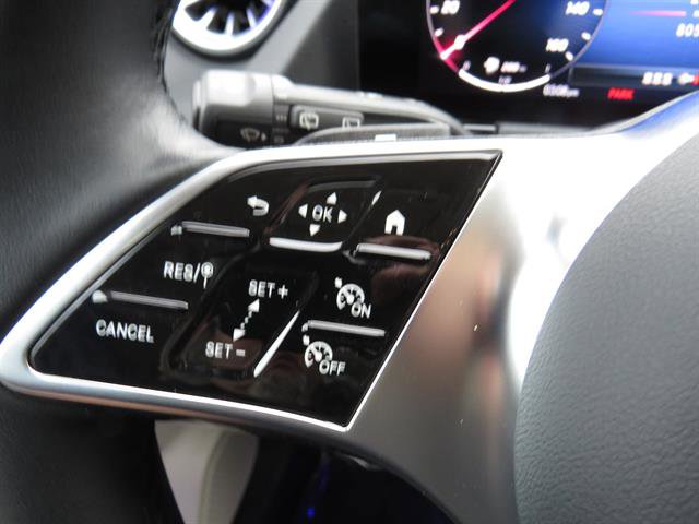 Used 2025 Mercedes-Benz GLA 250 4MATIC image 9